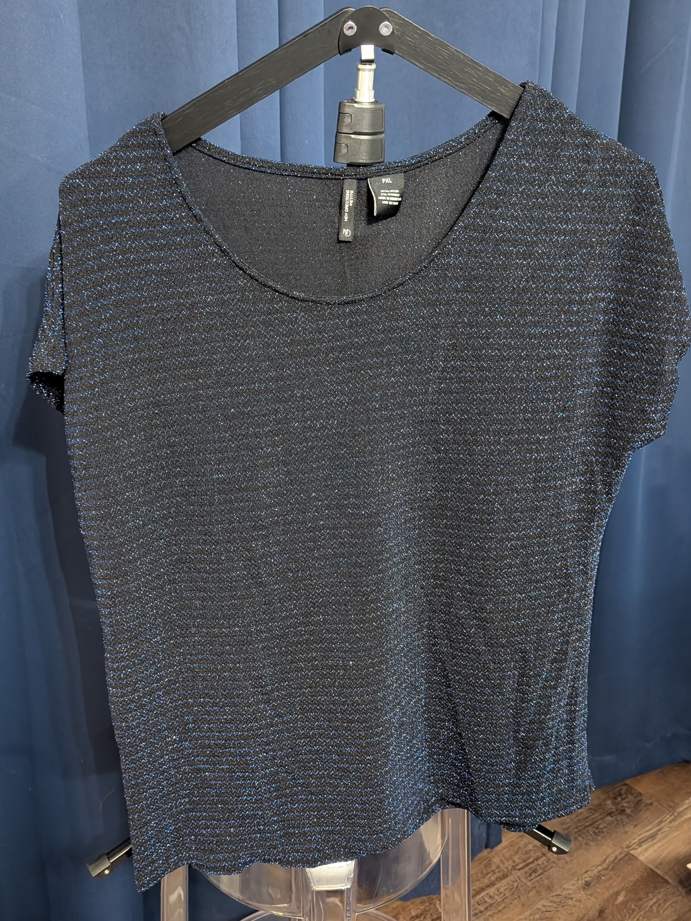 New Directions Petite Navy Shimmery Short Sleeve Top